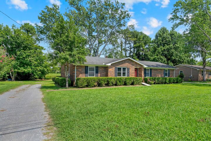 Property Photo:  904 Mead Dr  TN 37160 