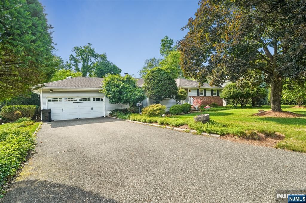 Property Photo: 425 Beech Avenue NJ 07652
