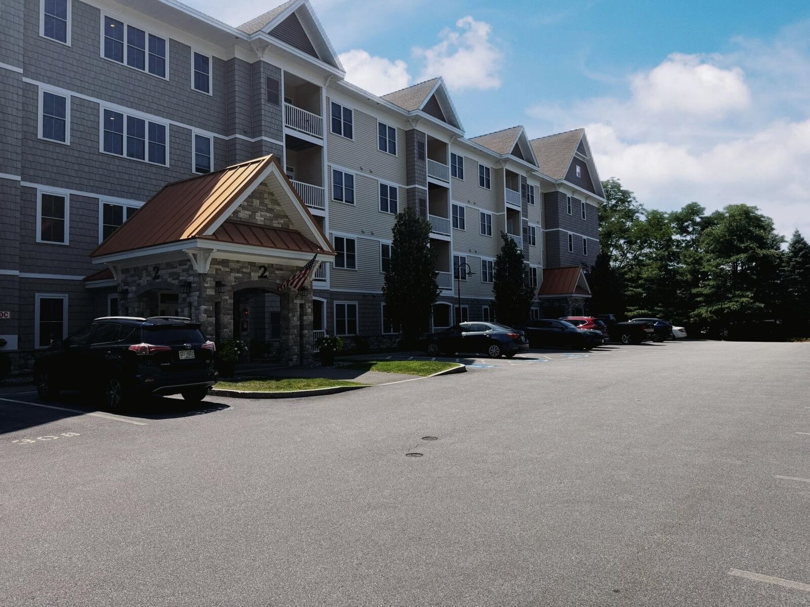 Property Photo:  2 Henry David Drive  NH 03062 