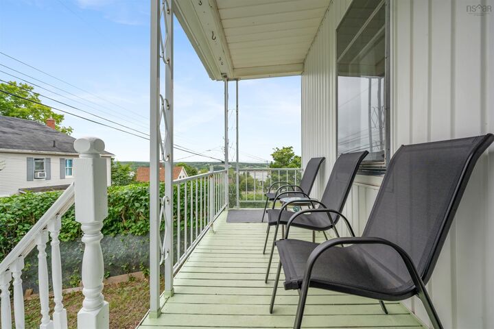 Property Photo: 21 Hampson Street NS B0K 1X0