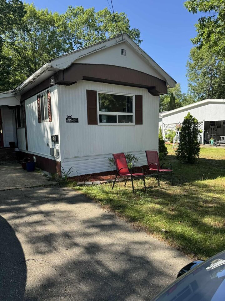 107 Olympic Avenue — photo 1