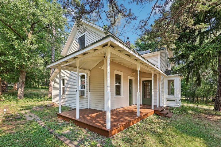 Property Photo:  3032 Saint Croix Trail S  MN 55001 