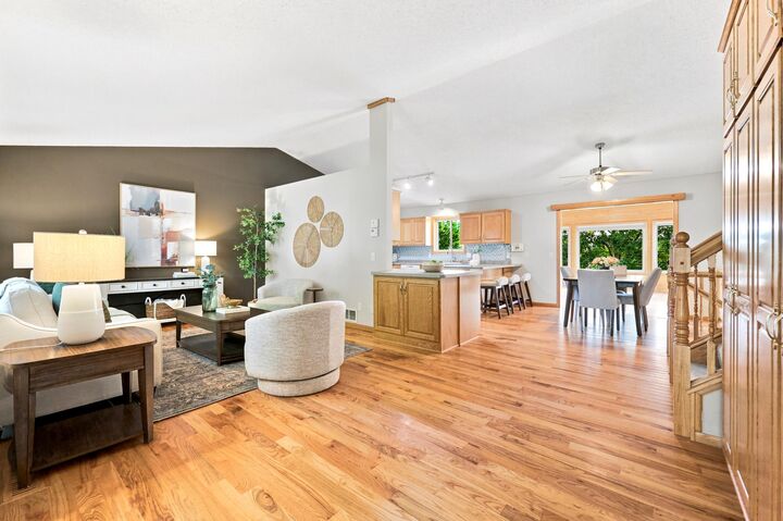 Property Photo: 1351 Rolling Oaks Drive MN 55341