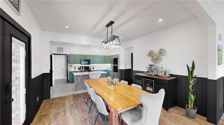 Property Photo: 1701 E Crestwood Hills Lane AR 72718