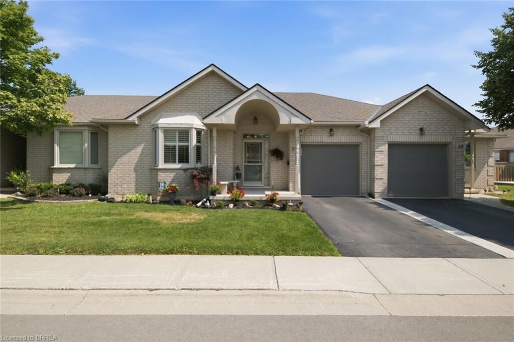 Property Photo: 22 Riveroaks Drive ON L0R 1W0