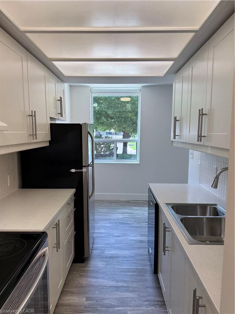 Property Photo:  120 Duke Street 102  ON L8P 4T1 