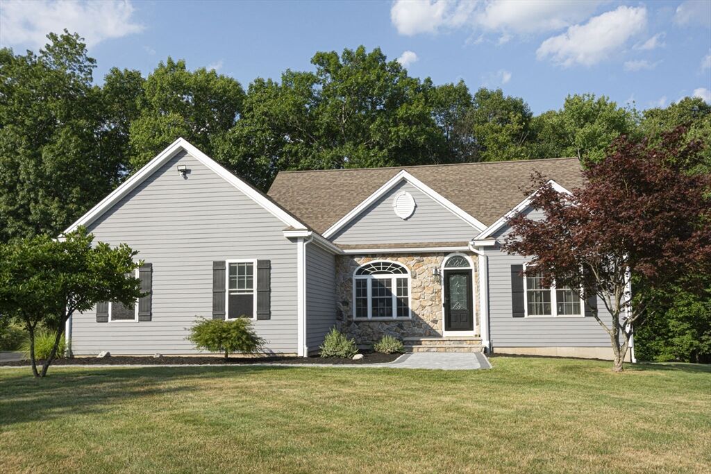Property Photo:  258 Nicholas Dr  MA 01523 