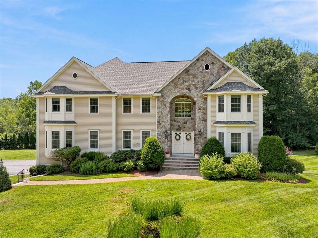 Property Photo: 7 Jordyn Lane MA 01810