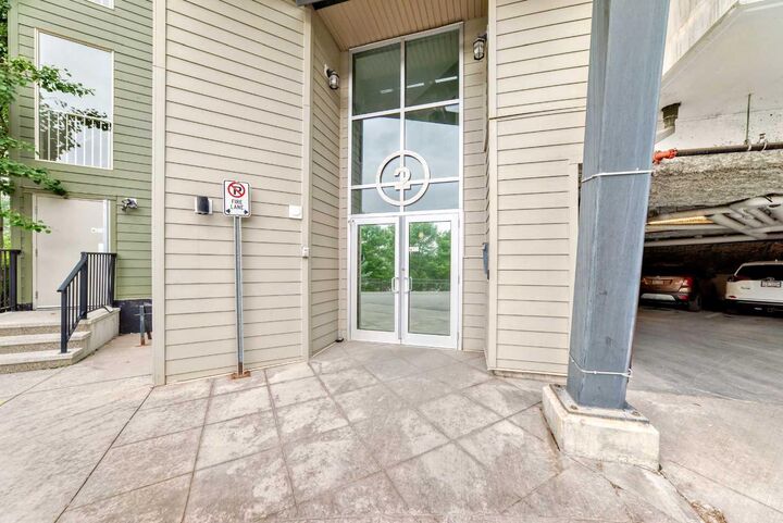 Property Photo:  4303 1 Street NE 427  AB T2E 7M3 