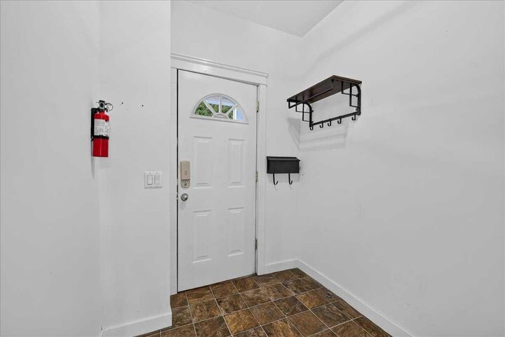 Property Photo: 530 19 Avenue SW AB T2S 0E3