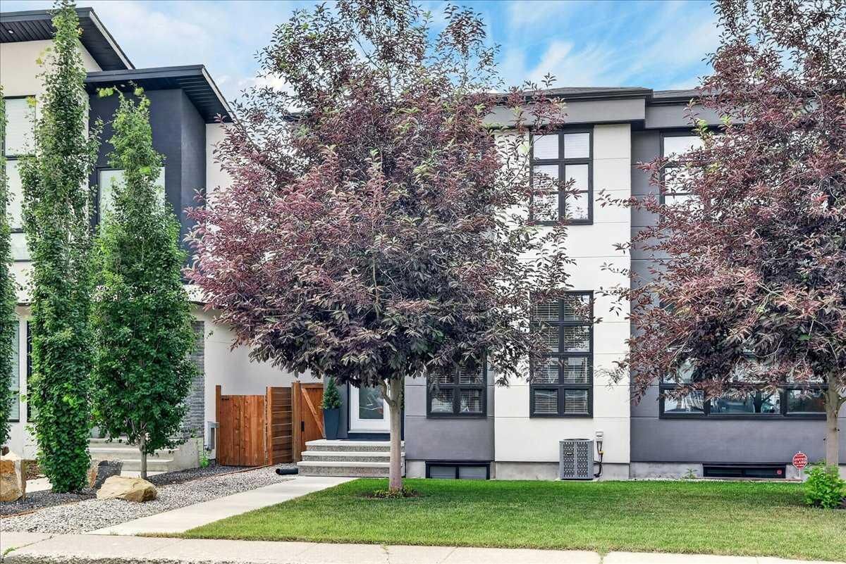 Property Photo: 3127 44 Street SW AB T3E 3R5