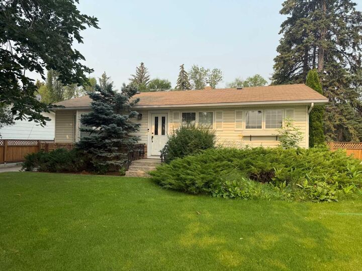 Property Photo: 443 3 Street E AB T1R 0G5