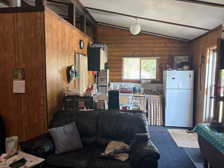 Property Photo:  238 Lakeshore Drive N  AB T9S 1S2 