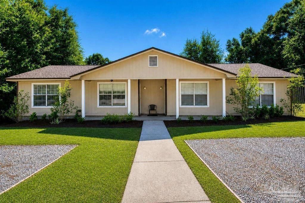 Property Photo:  10140 Guidy Ln  FL 32514 