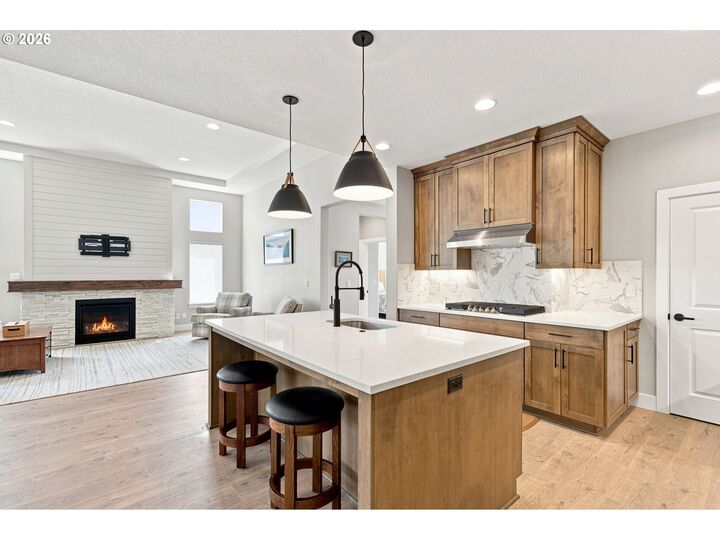 Property Photo: 15794 SW Peace Ave OR 97224