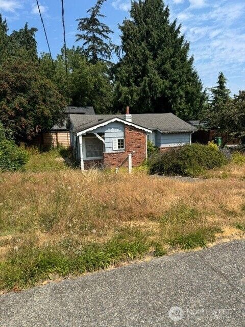 Property Photo: 2916 NW 83rd Street WA 98117