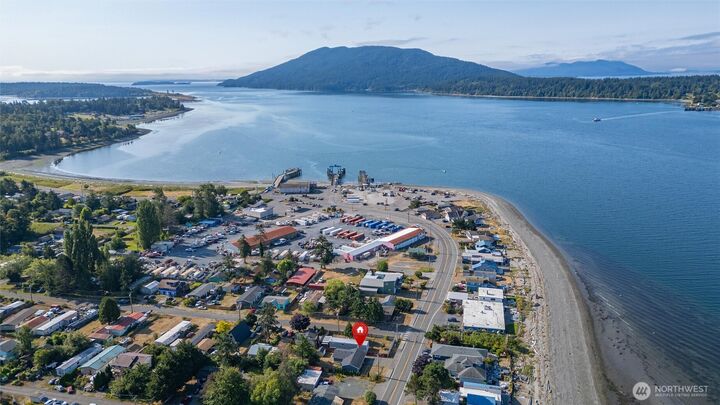 Property Photo:  2612  Lummi View Drive  WA 98226 
