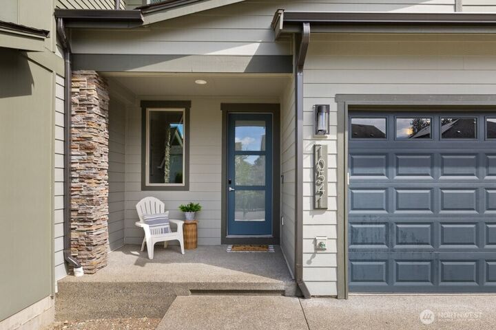 Property Photo: 10541 11th Street E WA 98372