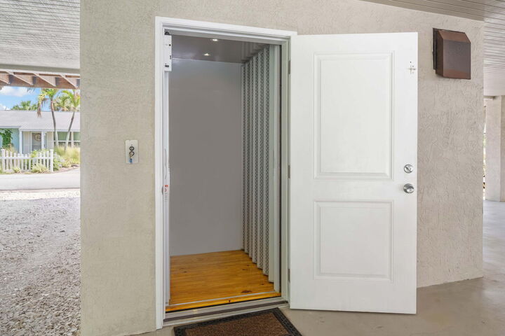 Property Photo:  1790 NE Mango Terrace  FL 34957 