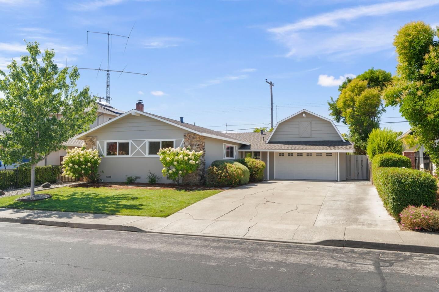 Property Photo: 3416 Forbes Avenue CA 95051