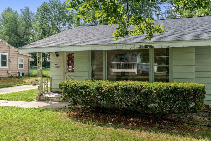 Property Photo:  1538 Vernon Avenue  WI 53511 
