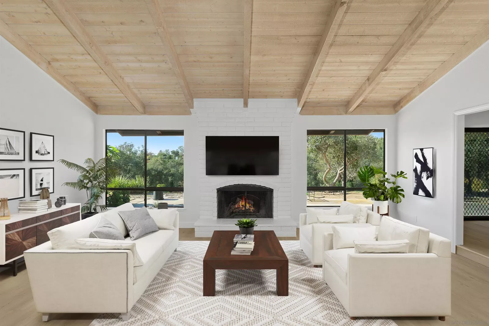 Property Photo: 363 Tumble Creek Ln CA 92028