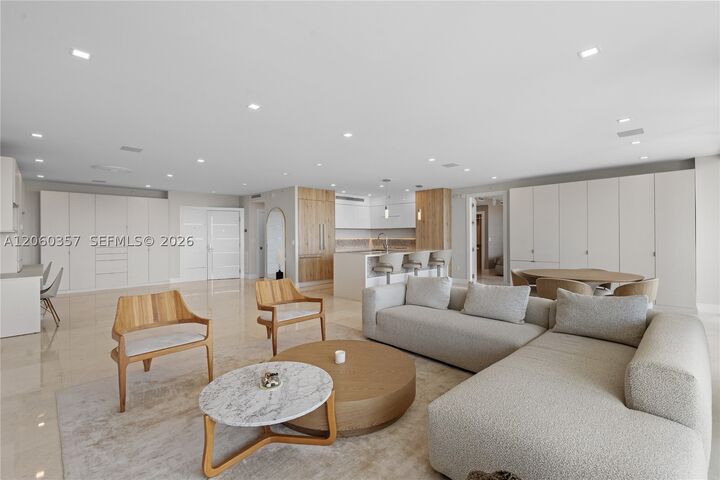 Property Photo: 3400 SW 27th Ave 802 FL 33133