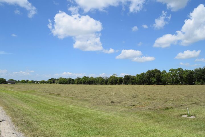 Property Photo:  0000 Rollins Rd  TX 77665 