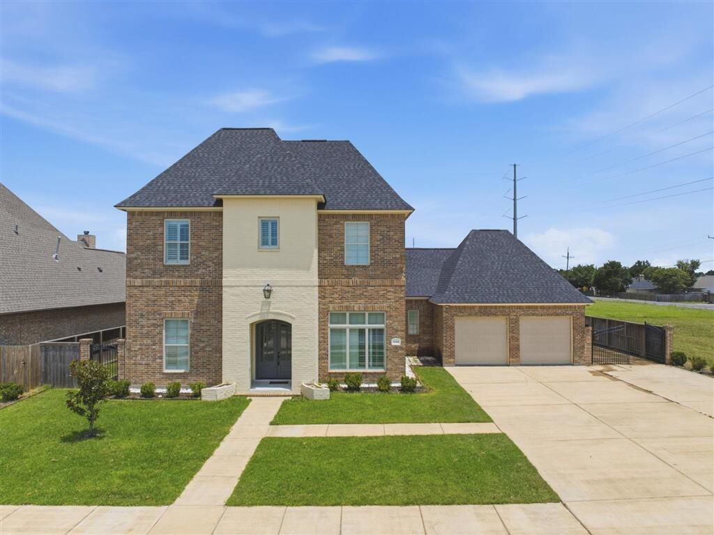 Property Photo: 5666 South Ridge Drive LA 70605