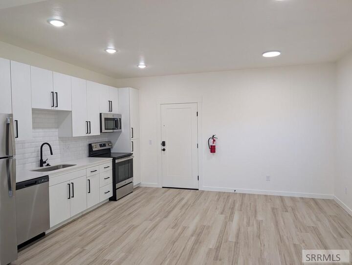 Property Photo:  311 E Lorene Street 2105  ID 83440 