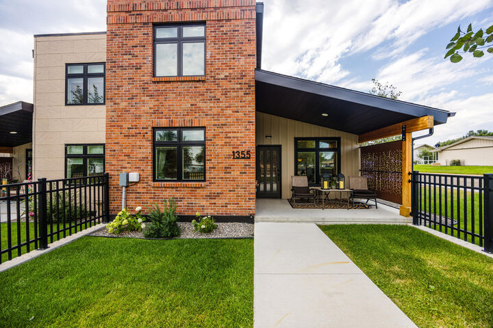 Property Photo: 1355 Avon Street WY 82801