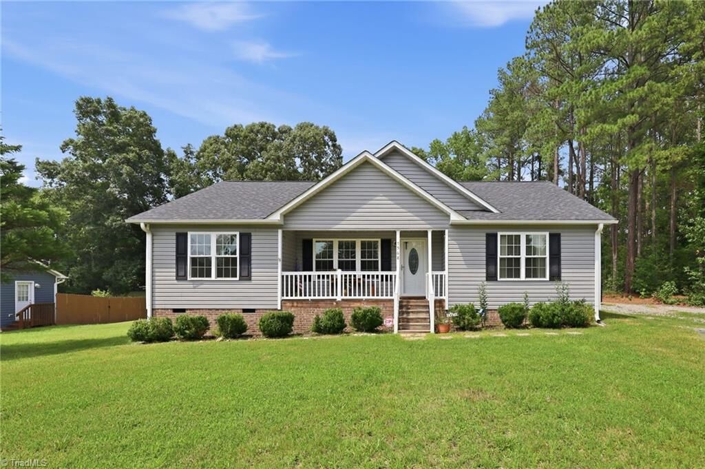 Property Photo:  5568 Kimberly Lane  NC 27370 