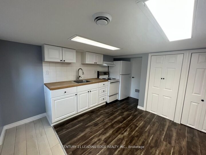 Property Photo:  497 King Street E  ON L1H 1E9 