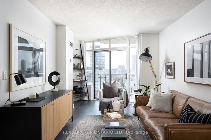 Property Photo:  255 Richmond Street E 1416  ON M5A 4T7 