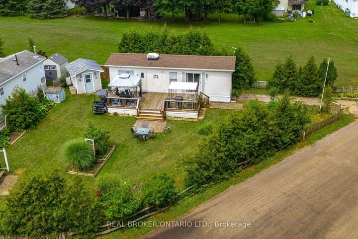 218 Beach Road — photo 1