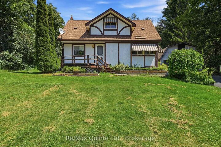 Property Photo:  287 Drewery Street  ON K0K 1H0 