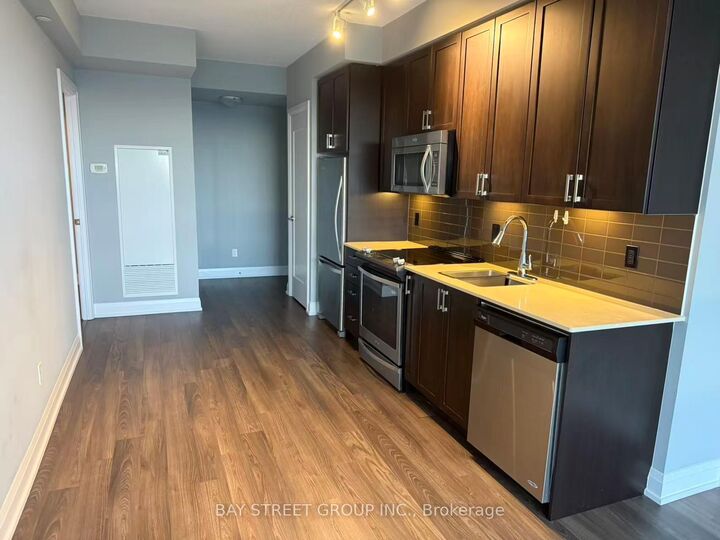 Property Photo:  18 Graydon Hall Drive 1503  ON M3A 0A4 