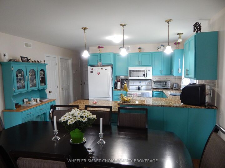 Property Photo:  13 Cypress Lane  ON K0C 1M0 