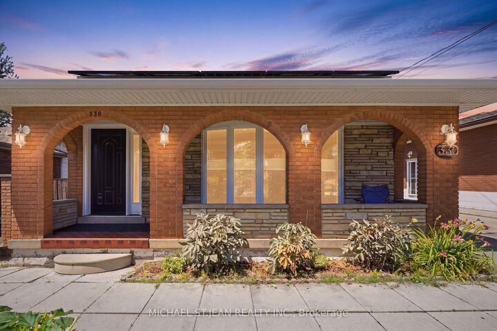 Property Photo:  330 East 18th Street  ON L9A 4P8 