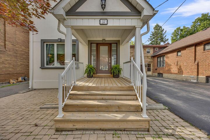Property Photo: 37 Johnston Avenue ON M2N 1G9