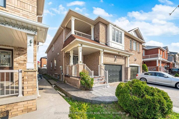 Property Photo:  23 Capistro Street  ON L7A 3J2 
