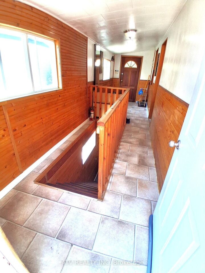 Property Photo:  54 First Avenue  ON P3B 3L1 
