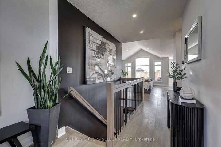 Property Photo: 383 Daventry Way 77 ON N0L 1R0