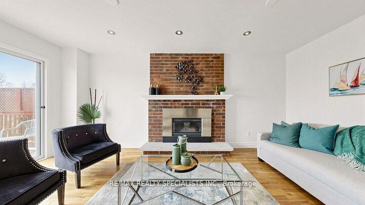 Property Photo:  59 Sunforest Drive  ON L6Z 2W7 
