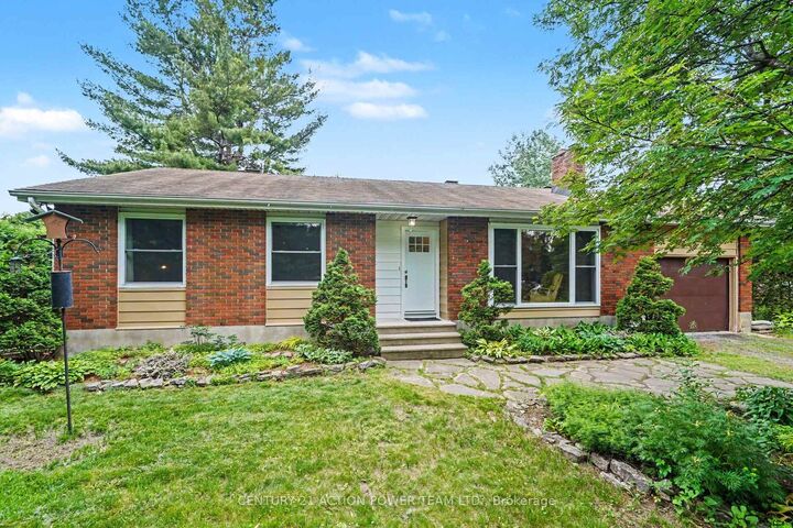 Property Photo: 931 Kevin Crescent ON K4C 1C5