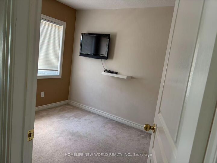 Photo de la propriété:  72 Keywood Street  ON L1Z 2E4 