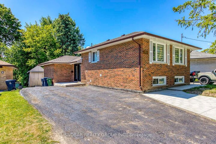 Property Photo:  99 Jeffcoat Drive  ON M9W 3B9 