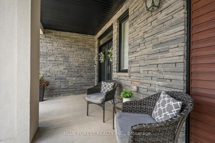 Property Photo: 6311 Old Garrison Boulevard ON N6P 0H3