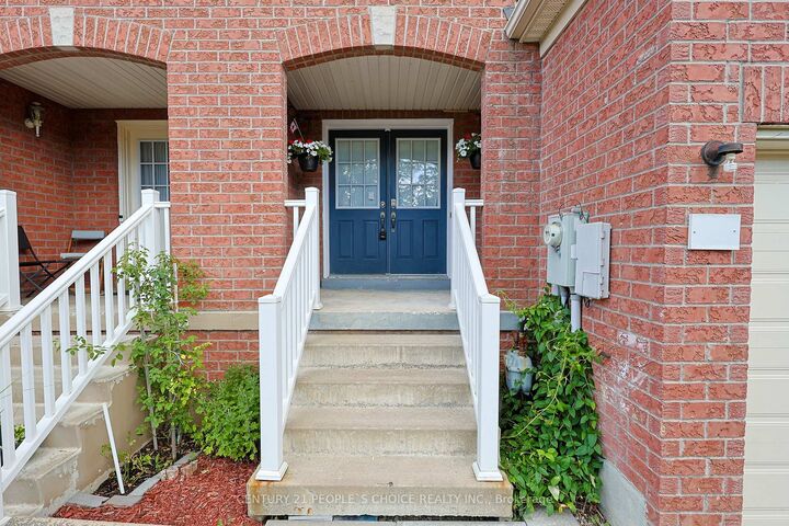 Property Photo: 97 Zia Dodda Crescent ON L6P 1J4