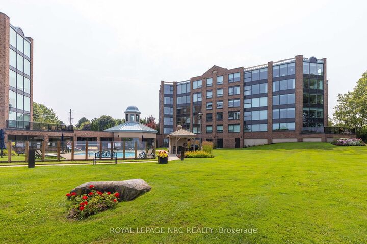 Property Photo: 701 Geneva Street 2203 ON L2N 7H9